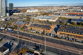 23 Mccleary Ct, Vaughan, ON - AERIAL  map view