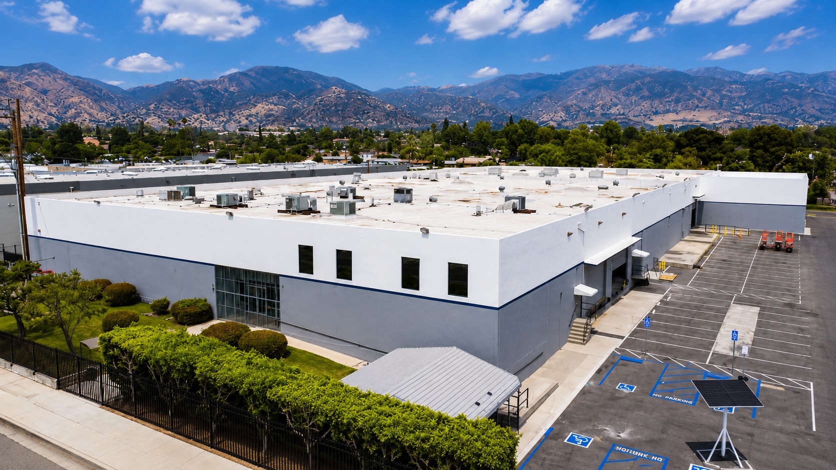 12930 Bradley Ave, Sylmar, CA for lease Interior Photo- Image 1 of 7