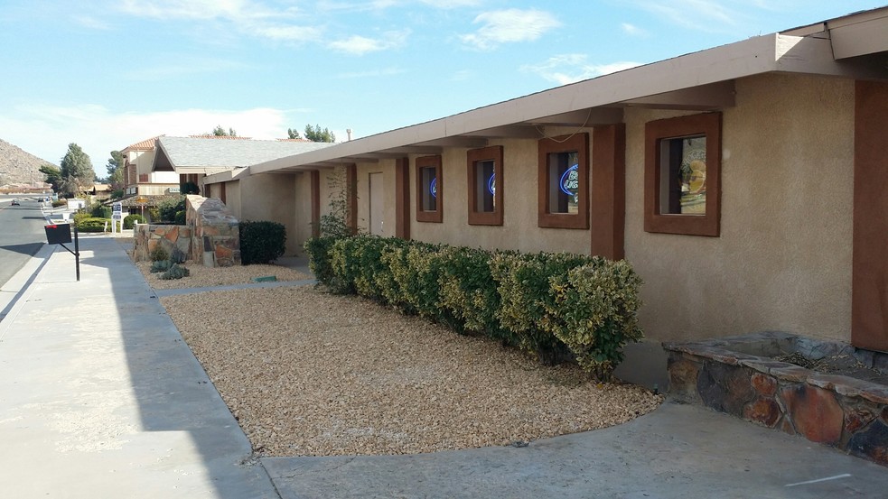 19123 Outer Hwy 18, Apple Valley, CA for sale - Building Photo - Image 1 of 1