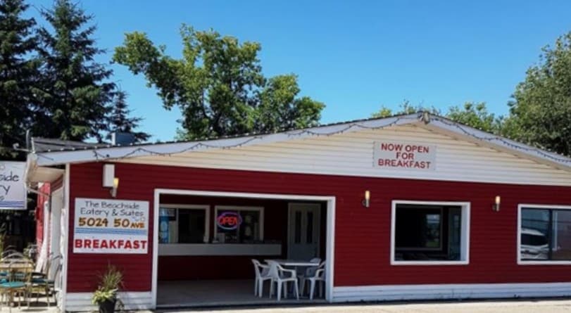 5024 50th Ave, Alberta Beach, AB for sale - Primary Photo - Image 1 of 1