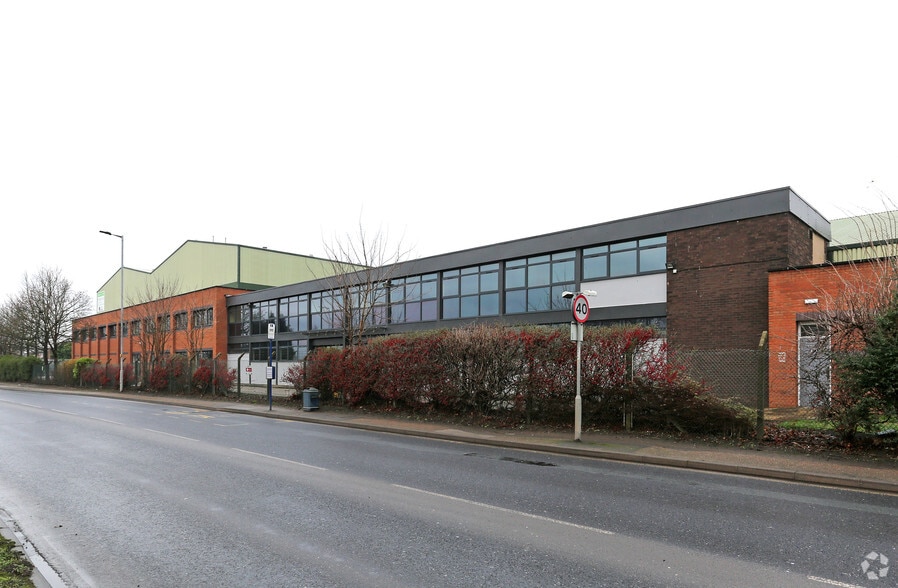 Rotherham Rd, Rotherham for lease - Building Photo - Image 3 of 5