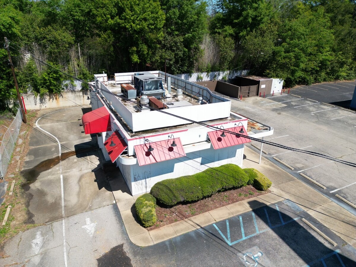 3201 Atlanta Hwy, Montgomery, AL 36109 - Krystal | LoopNet - 3381 Atlanta Highway Montgomery Al 36109