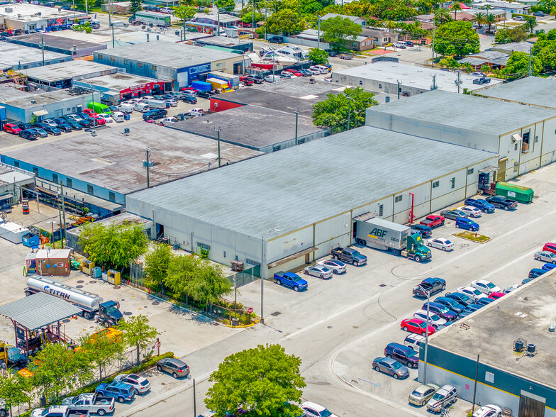 1060 E 30th St, Hialeah, FL for lease - Building Photo - Image 3 of 45