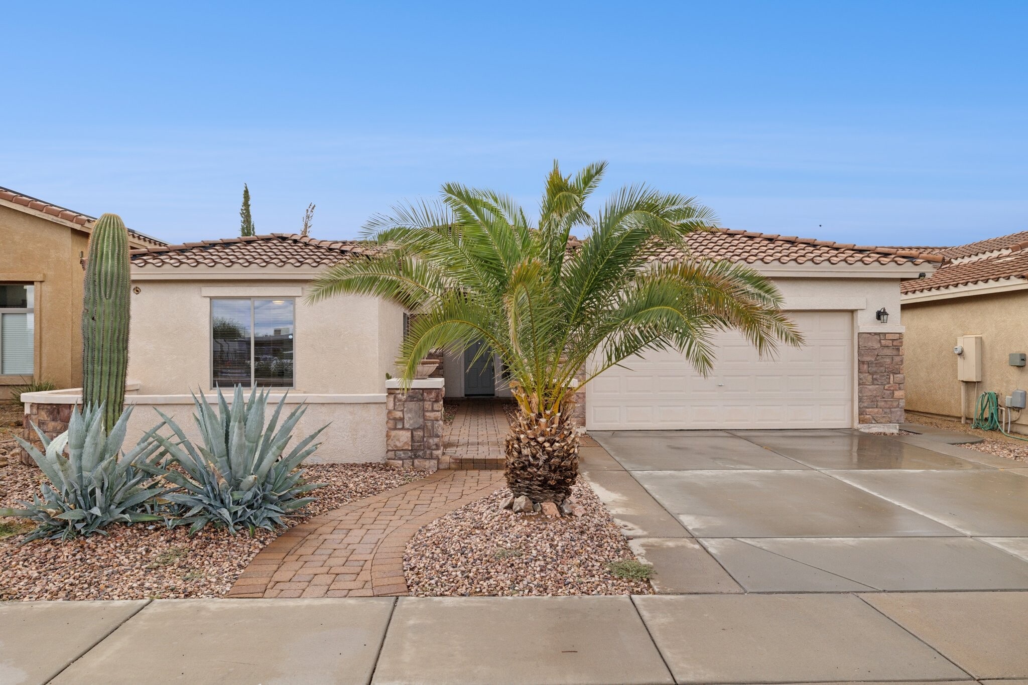 2123 W Maya Way, Phoenix, AZ for sale Primary Photo- Image 1 of 20