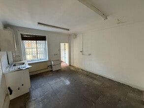 188 Whitham Rd, Sheffield for lease Interior Photo- Image 1 of 5