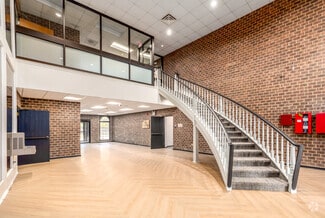 825 E Golf Rd, Arlington Heights IL - Life Science