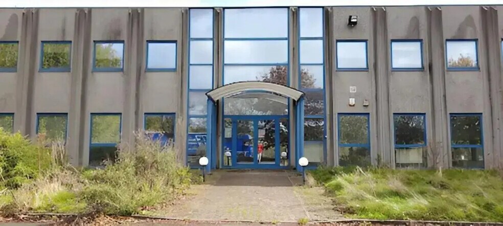 Industrial in Iwuy for sale - Building Photo - Image 2 of 8