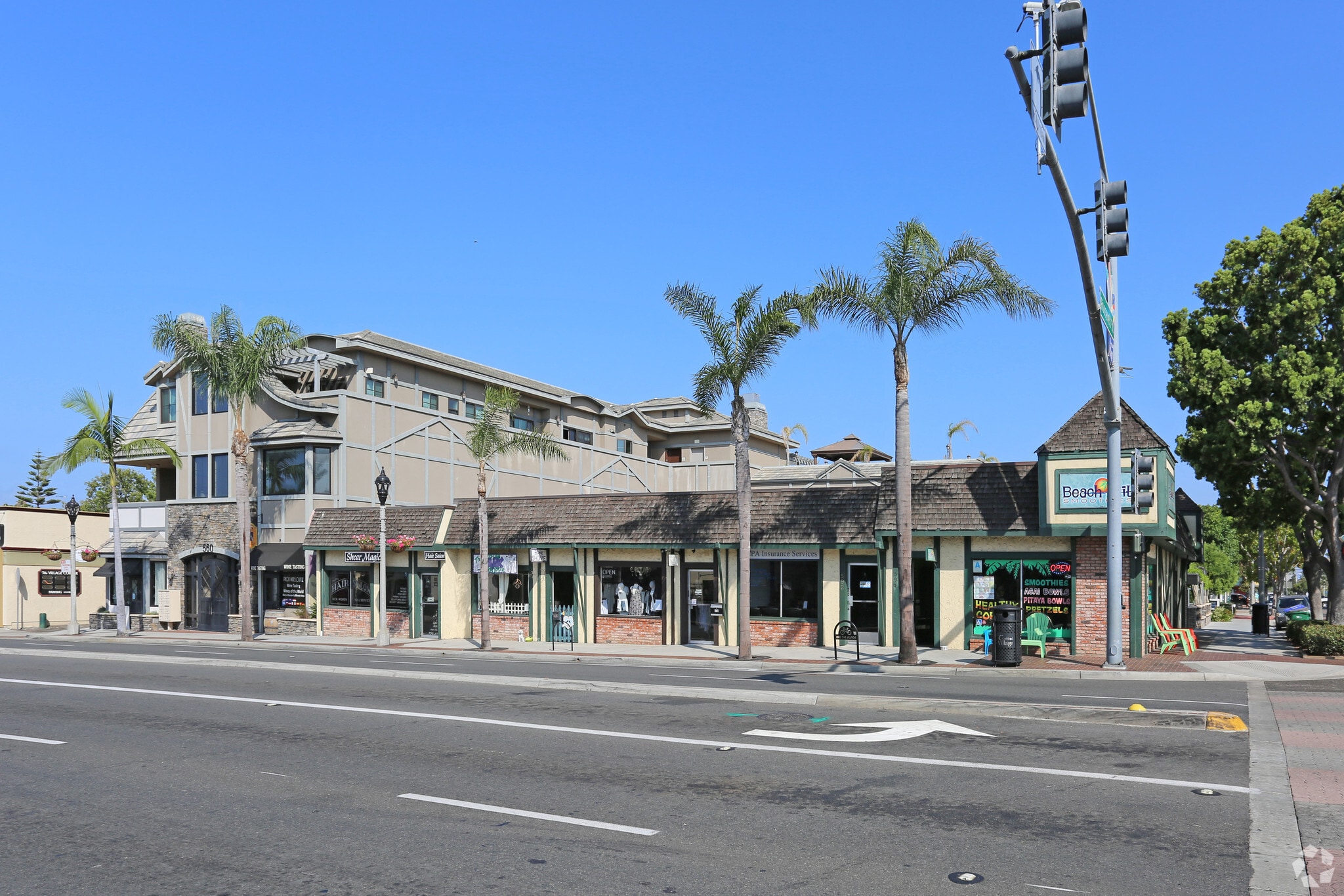 570-594 Carlsbad Village Dr, Carlsbad, CA for sale Primary Photo- Image 1 of 1