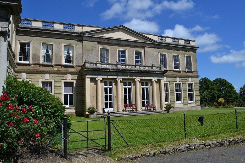 Ward Ave, Cowes for sale Primary Photo- Image 1 of 1