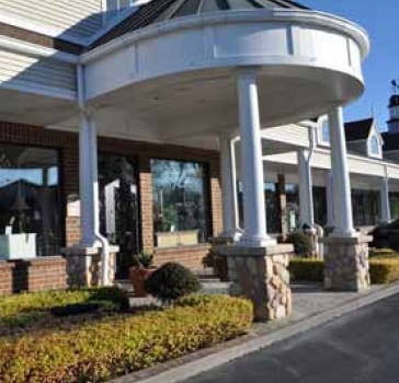 540 Cortland Dr, Lake Zurich, IL for sale - Building Photo - Image 3 of 26