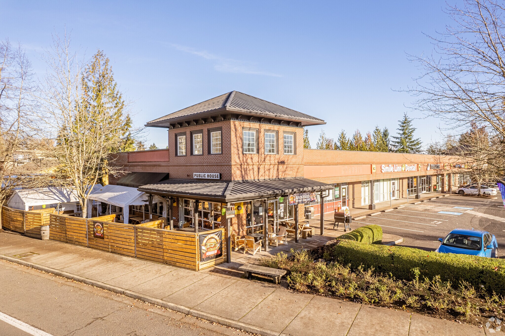 18750 Willamette Dr, West Linn, OR for sale Primary Photo- Image 1 of 1