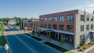 More details for 86 Washington St, Manistee, MI - Retail for Sale