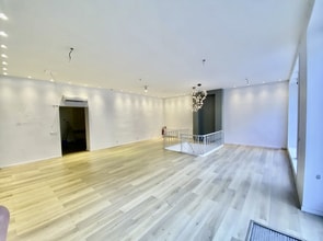 140 Boulevard Haussmann, Paris for lease Interior Photo- Image 2 of 6