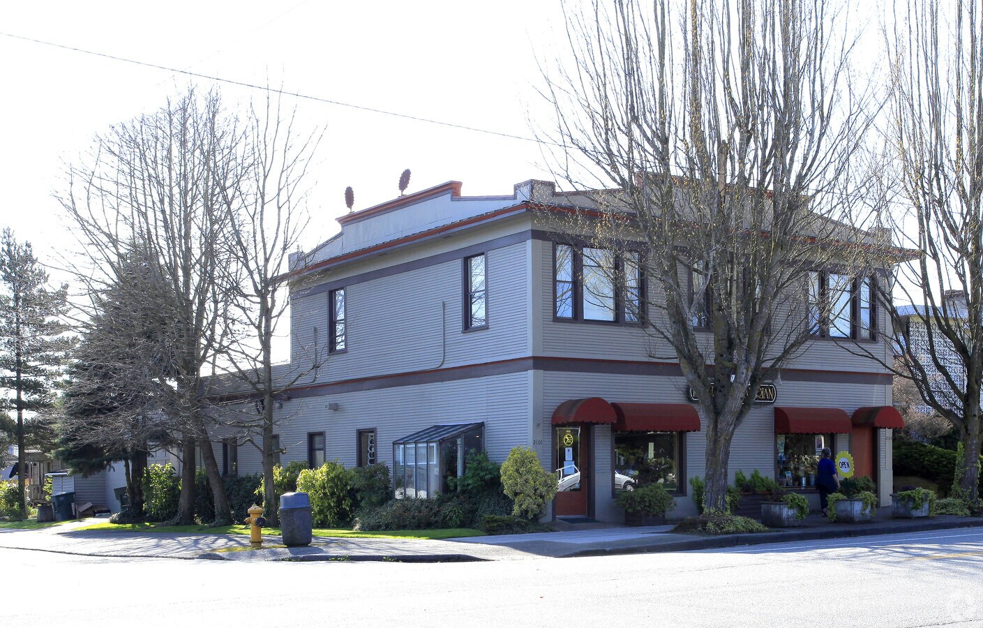 Primary Photo