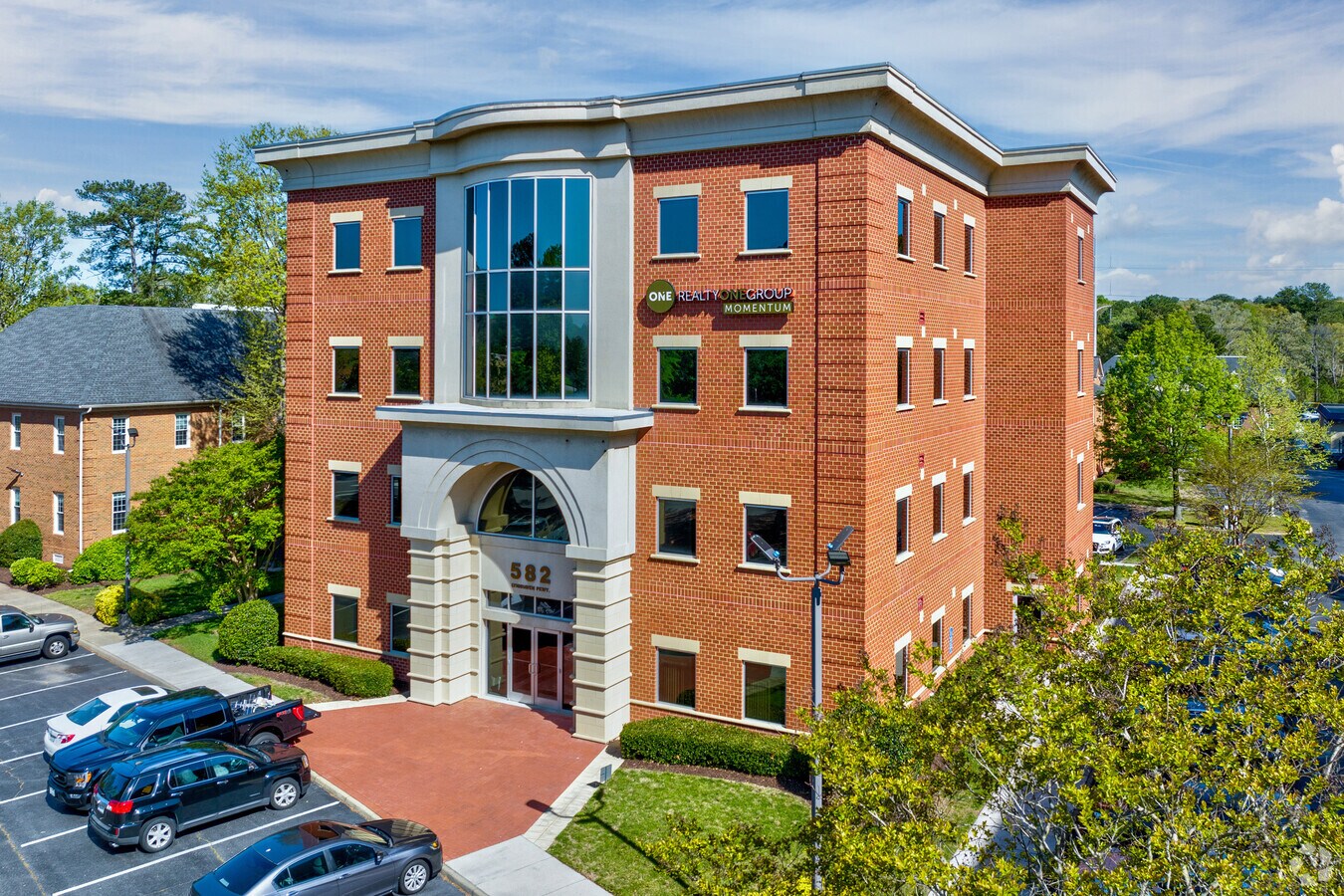 582 Lynnhaven Pky, Virginia Beach, VA 23452 Lynnhaven Commons