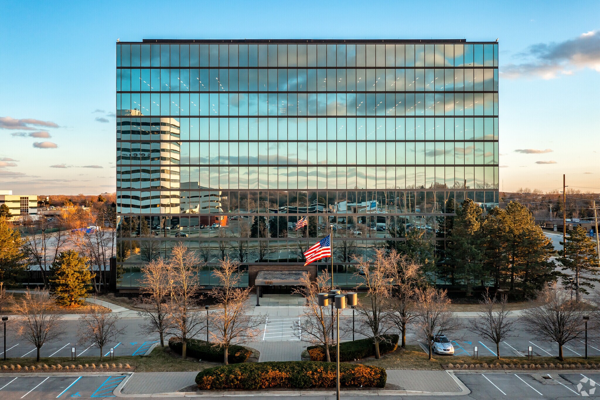 999 W Big Beaver Rd, Troy, MI 48084 Kelly Services