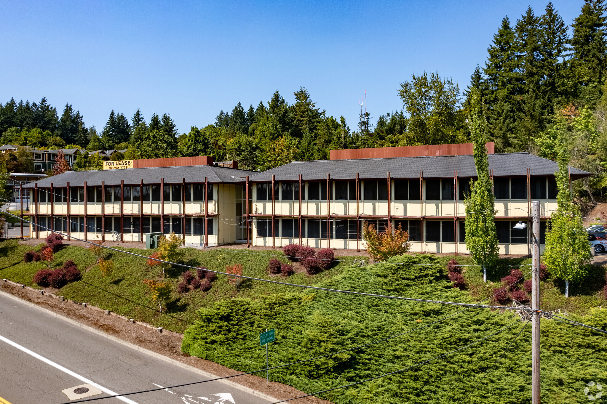 1730 SW Skyline Blvd, Portland, OR for lease Primary Photo- Image 1 of 5