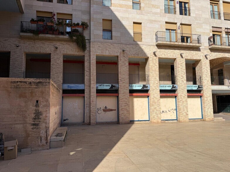 Retail in Alzira, Valencia for lease - Building Photo - Image 2 of 20