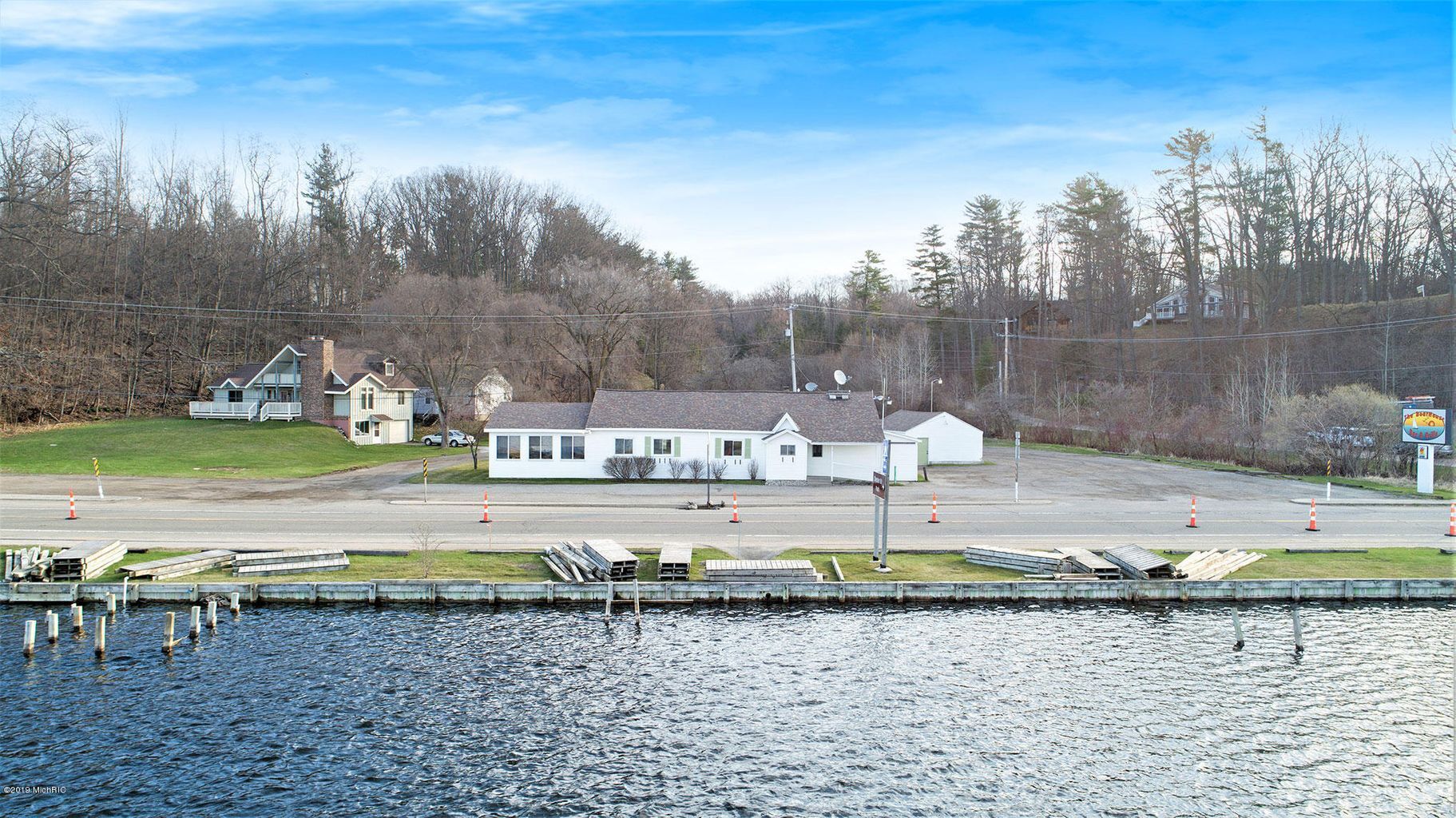 5164 W Monroe Rd, Pentwater, MI for sale Primary Photo- Image 1 of 1