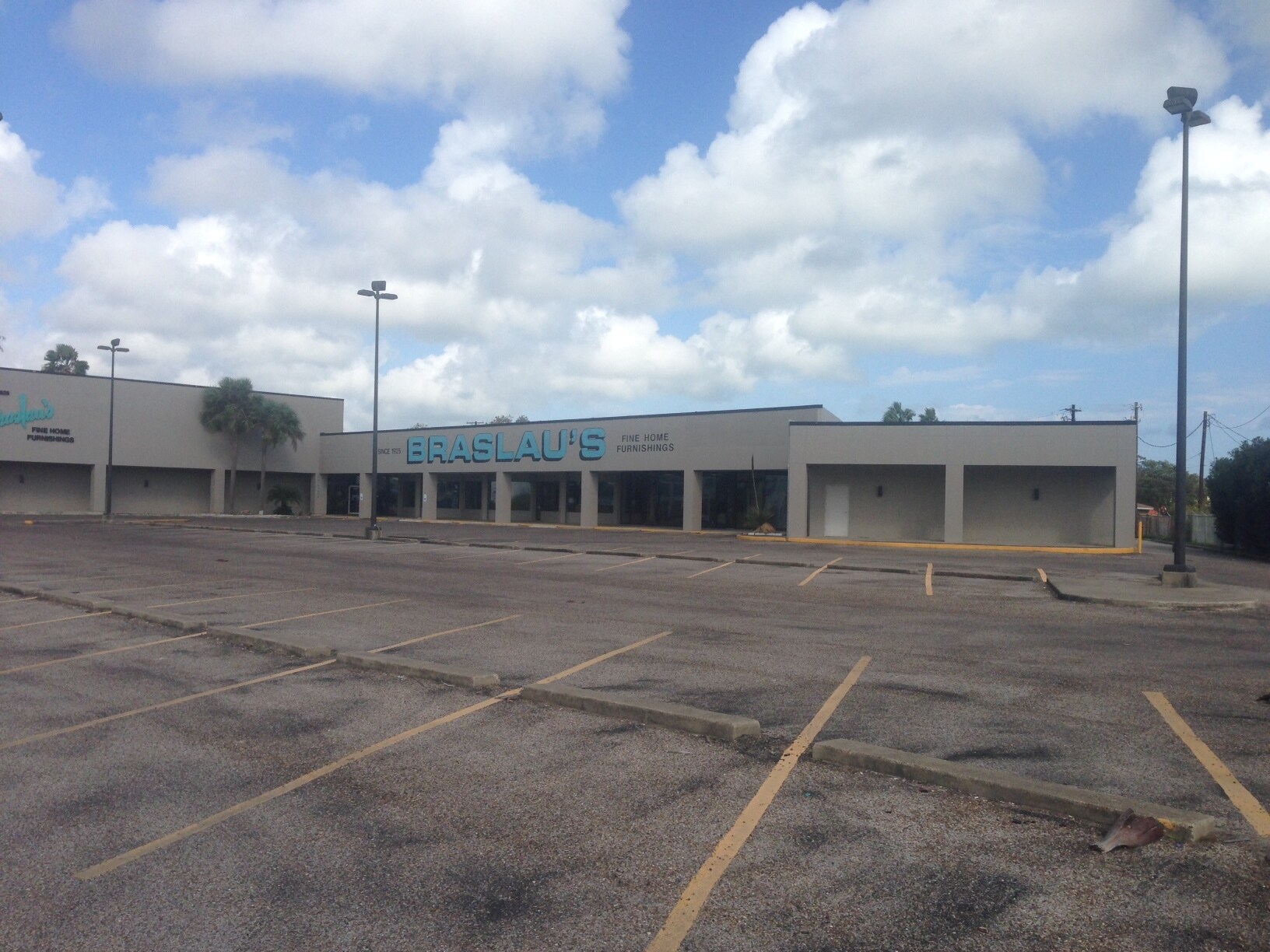 4148 Staples St, Corpus Christi, TX for sale Building Photo- Image 1 of 1