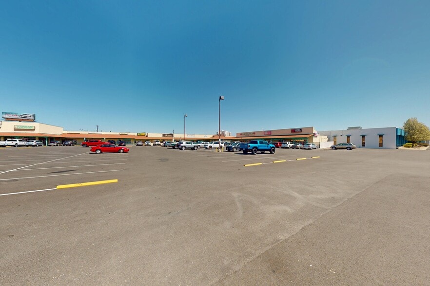 1535-1609 Vassar St, Reno, NV for sale - Building Photo - Image 2 of 12