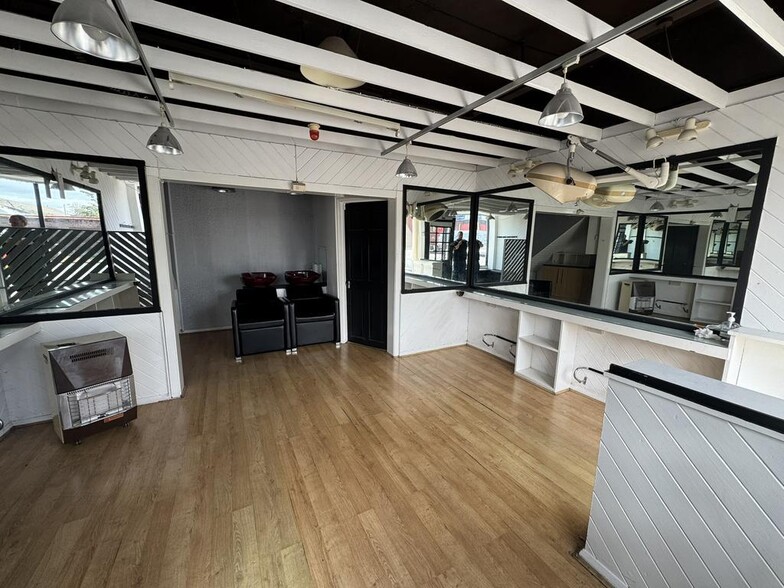 92 Mill Ln, Wallasey for lease - Building Photo - Image 2 of 7