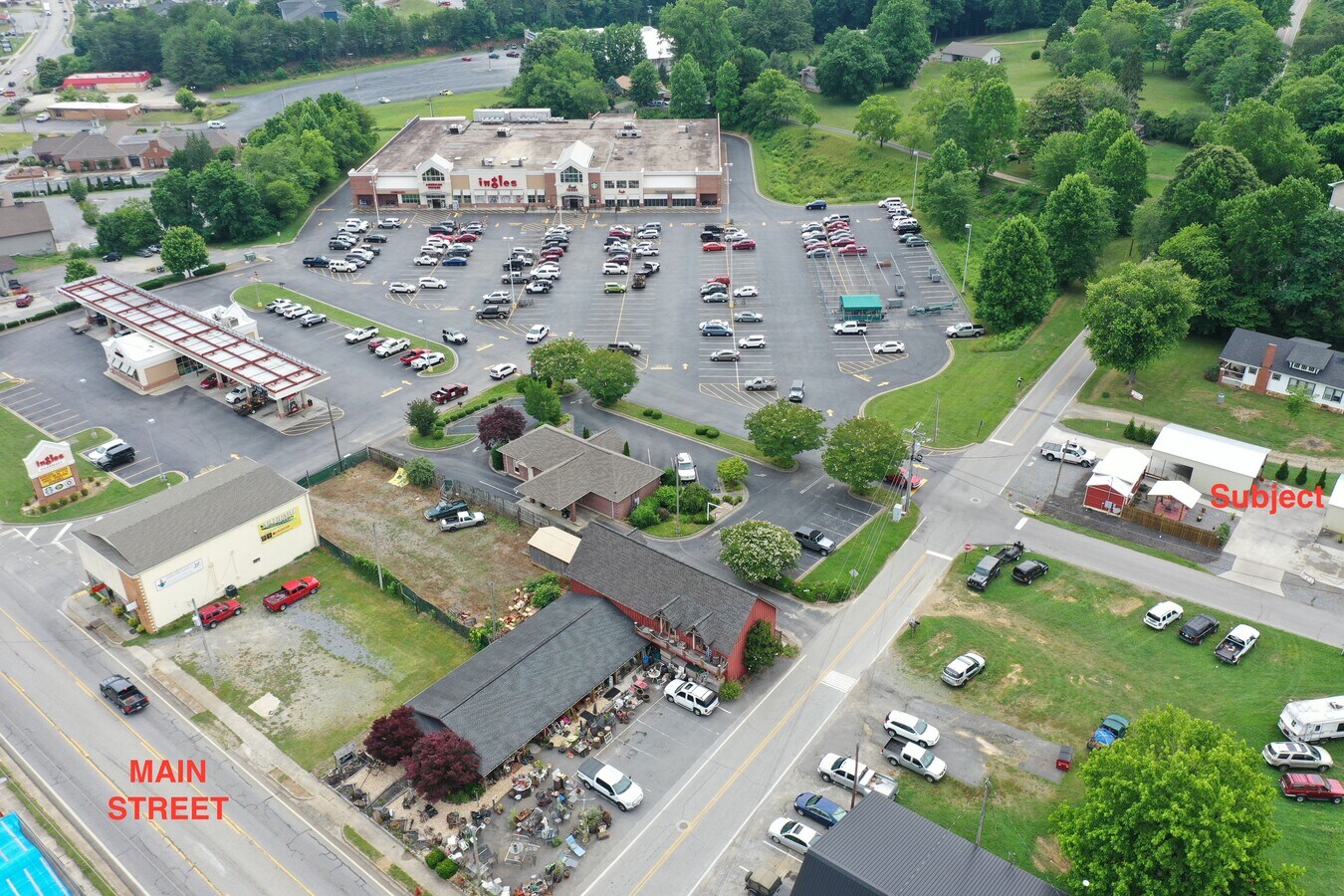 60 Bell St, Hiawassee, GA 30546