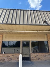 6934-6958 Jewella Ave, Shreveport, LA for lease Building Photo- Image 1 of 5