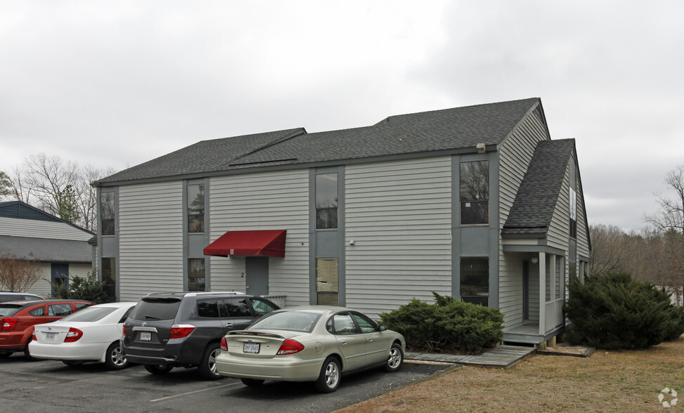 3007 E Boundary Ter, Midlothian, VA for lease - Primary Photo - Image 1 of 14