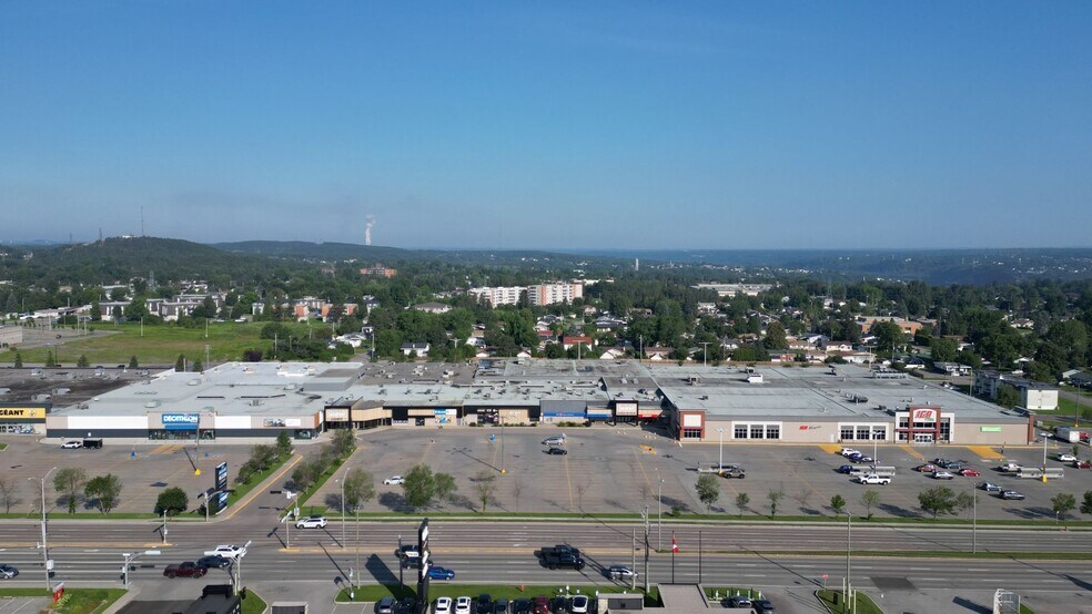 1324 Boul Talbot, Chicoutimi, QC for lease - Building Photo - Image 3 of 7