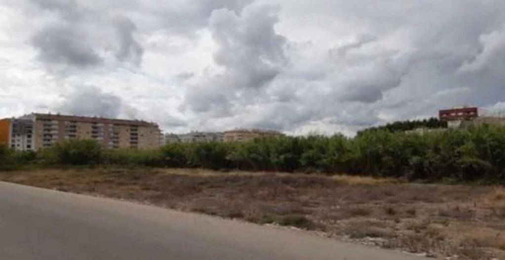 Land in Oliva for sale Building Photo- Image 1 of 11