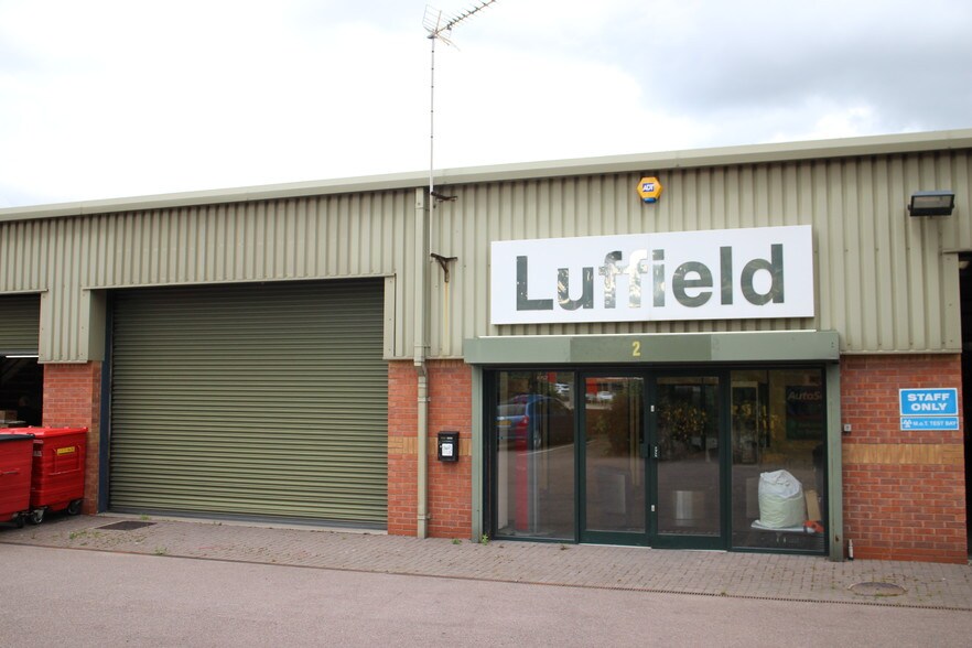 Belton Rd, Loughborough, LE11 1LW