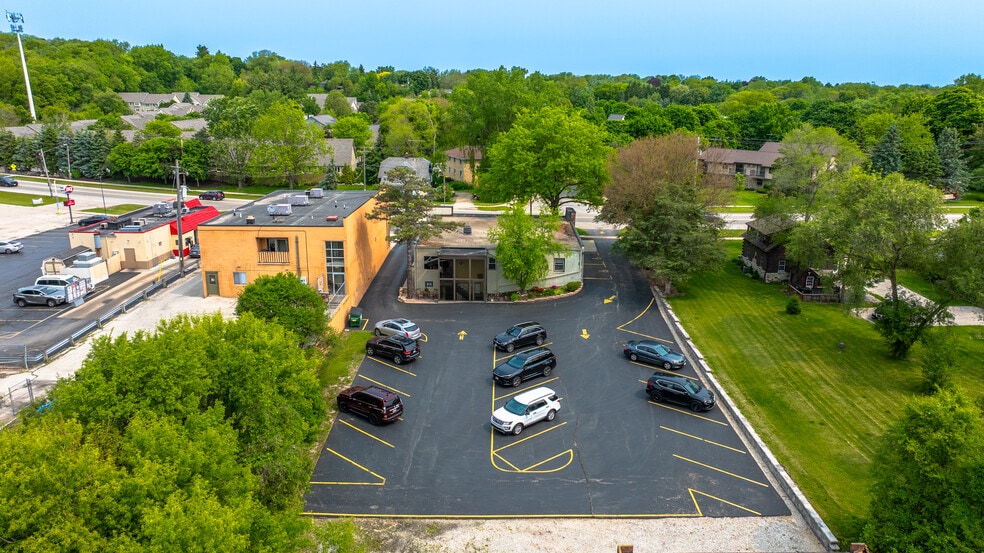 1535 E Racine Ave, Waukesha, WI for sale - Building Photo - Image 1 of 7