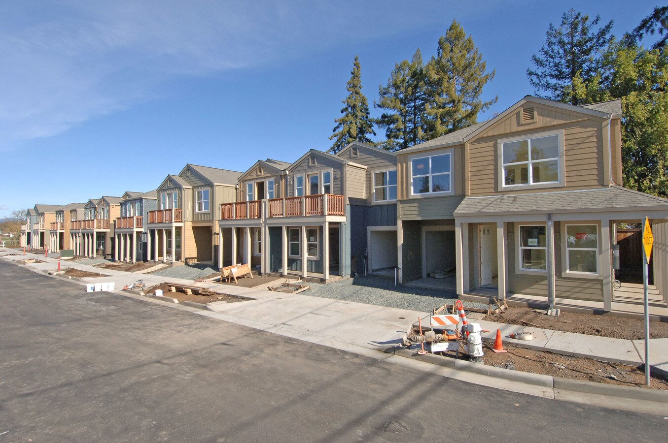 1815 Guerneville Rd, Santa Rosa, CA 95403