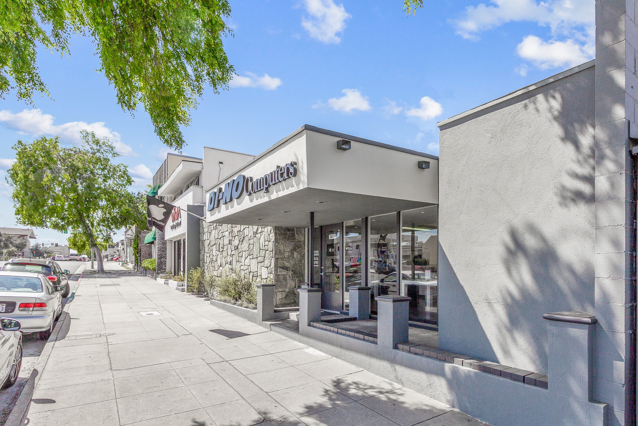 2835 E Foothill Blvd, Pasadena, CA for sale Building Photo- Image 1 of 13