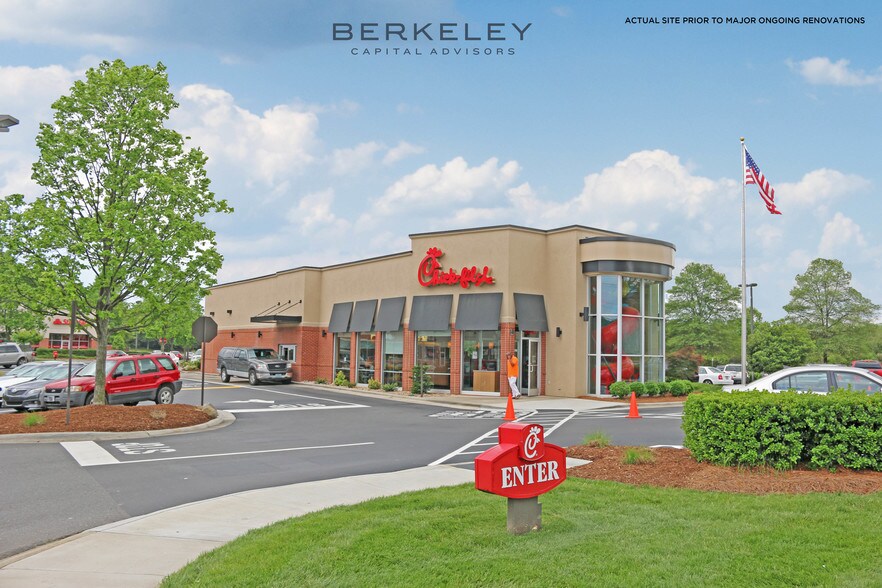 9010 Albemarle Rd, Charlotte, NC 28227