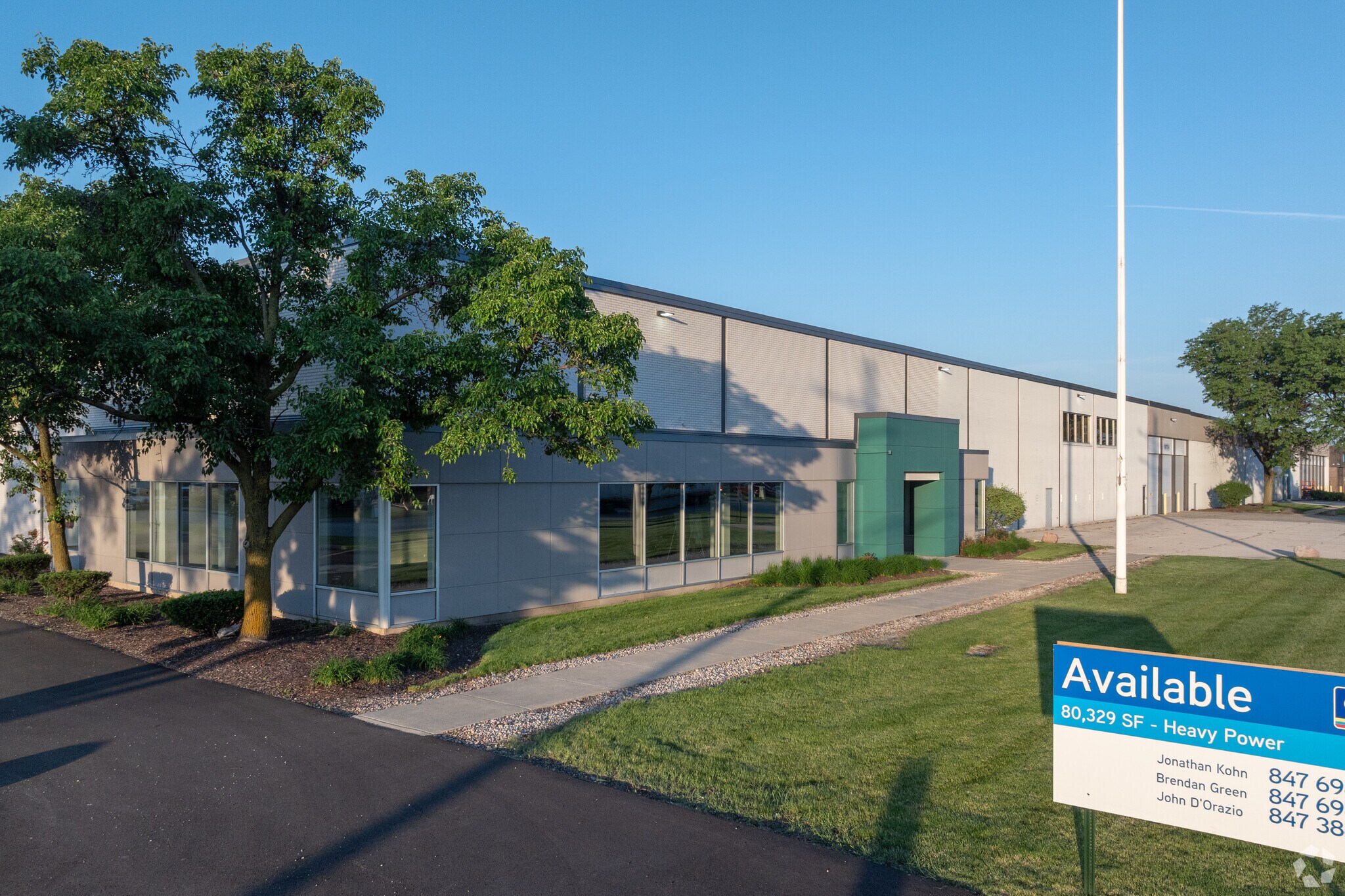 105 E Oakton St, Des Plaines, IL for sale Primary Photo- Image 1 of 1