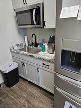 2761 N Hwy 77, Waxahachie, TX for lease Interior Photo- Image 1 of 6