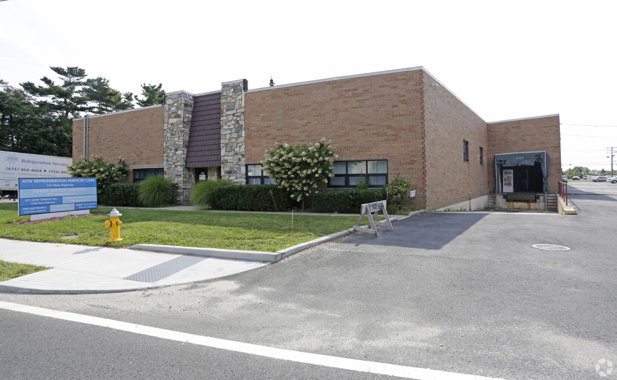 599-601 Albany Ave, Amityville, NY for lease Primary Photo- Image 1 of 22