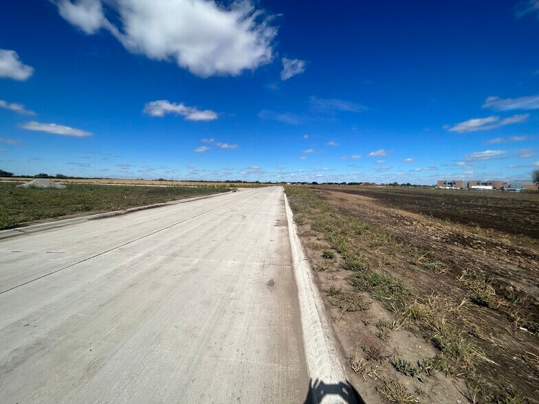 800 23rd, Ashland, NE 68003 Ice House Ridge Commercial Lots