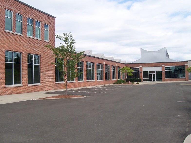 88-112 Hamilton Ave, Stamford, CT for lease - Building Photo - Image 3 of 15