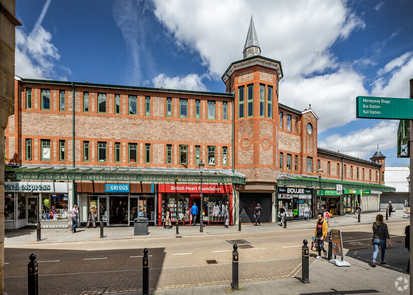 11-35 Warren St, Stockport for lease - Building Photo - Image 1 of 6