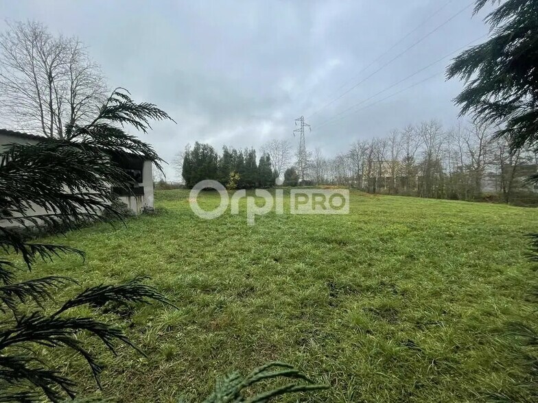 Land in Montceau-les-Mines for sale - Building Photo - Image 2 of 4