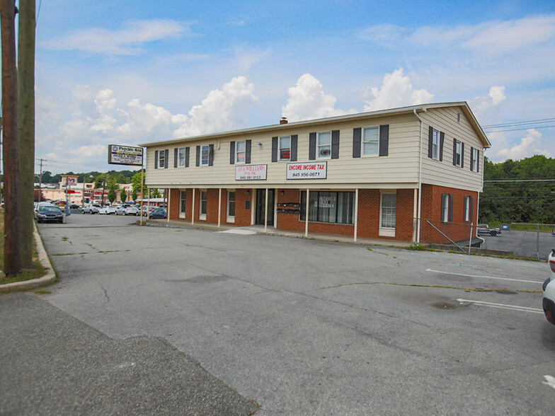 367 Route 211, Middletown, NY for sale - Primary Photo - Image 1 of 1