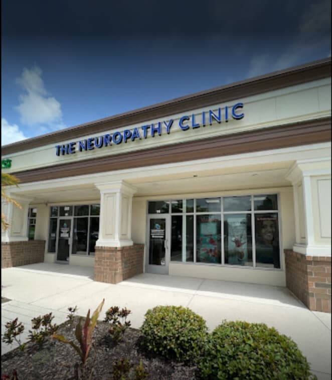 5995-5999 S Pointe Blvd, Fort Myers, FL for sale Building Photo- Image 1 of 1