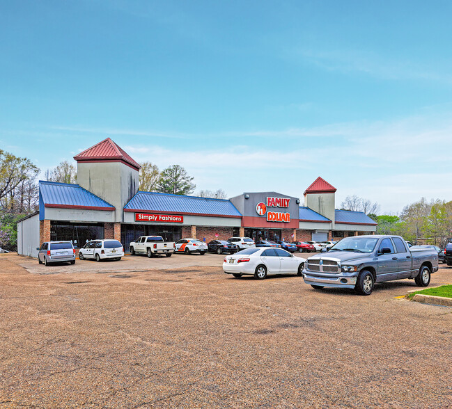 3111 W Capitol St, Jackson, MS for lease - Building Photo - Image 3 of 5