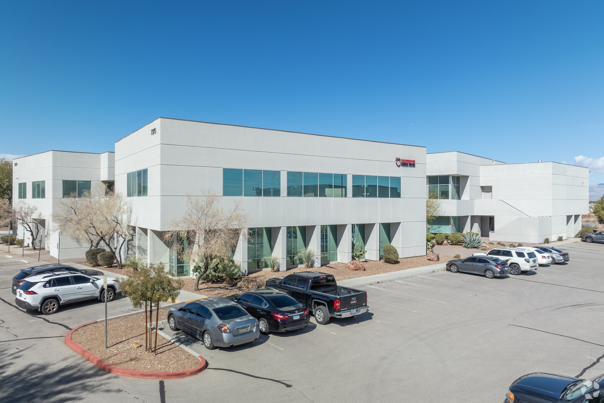 7373-7375 Peak Dr, Las Vegas, NV for sale Building Photo- Image 1 of 13