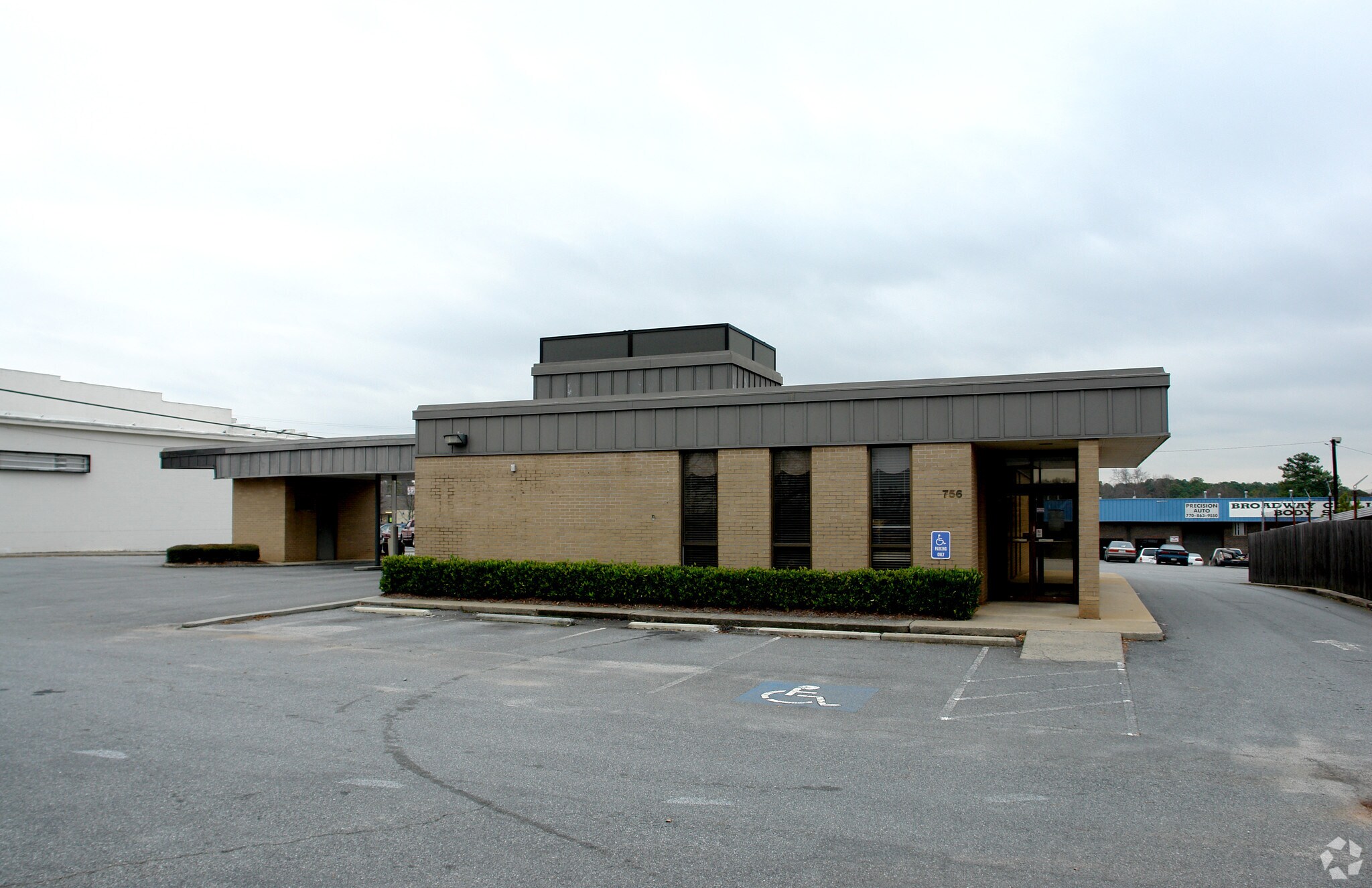 756 Concord Rd, Smyrna, GA for sale Primary Photo- Image 1 of 1