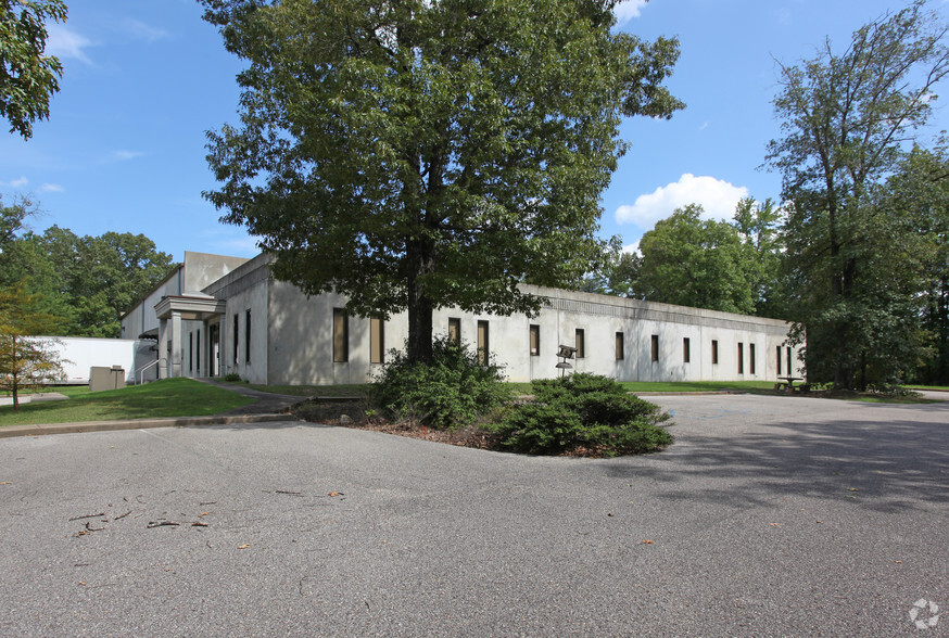 154 Airpark Industrial Rd, Alabaster, AL for sale - Building Photo - Image 2 of 7