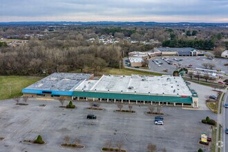 1660 S Middle Tennessee Blvd, Murfreesboro, TN - AERIAL  map view